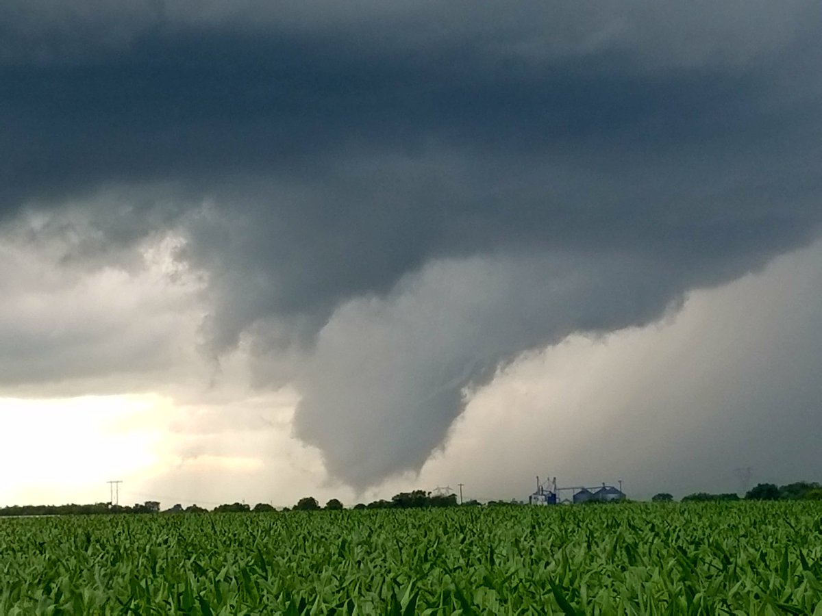 Storm near Wilton Center, IL. Photo credit: Andrew Pritchard