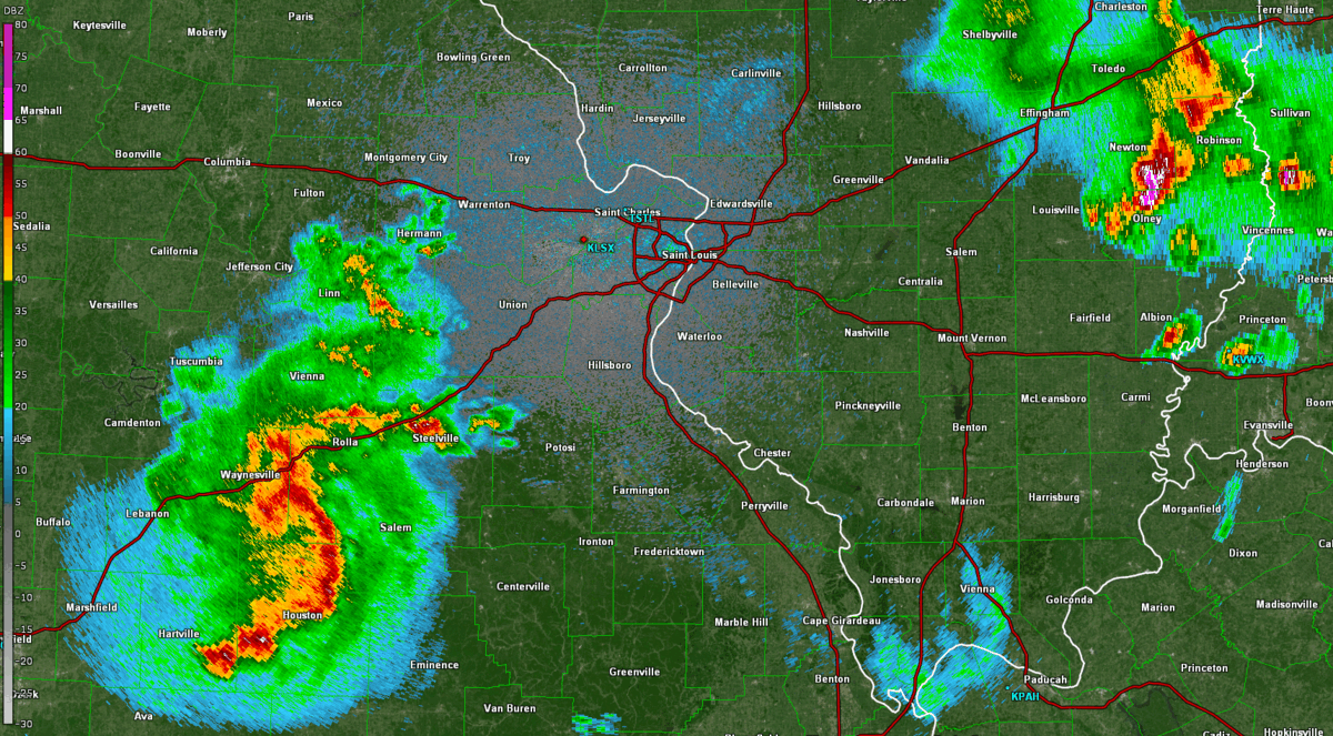 A regional radar loop from KLSX in St. Louis, showing the MCV spawn a QLCS from 3:03 PM until 7 PM on May 19th, 2022. 