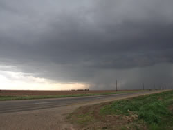 Picture of a storm near Crosbyton on 27 May 2008. Photo was taken by Gary Skwira looking southwestward from Highway 62 east of Crosbyton. Click on the image for a larger view.