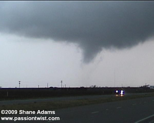 Picture of a tornado near Lorenzo