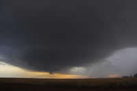 Picture of a severe thunderstorm located in southeast Hale County around 7 pm on March 19, 2011. Click on the image for a larger view.