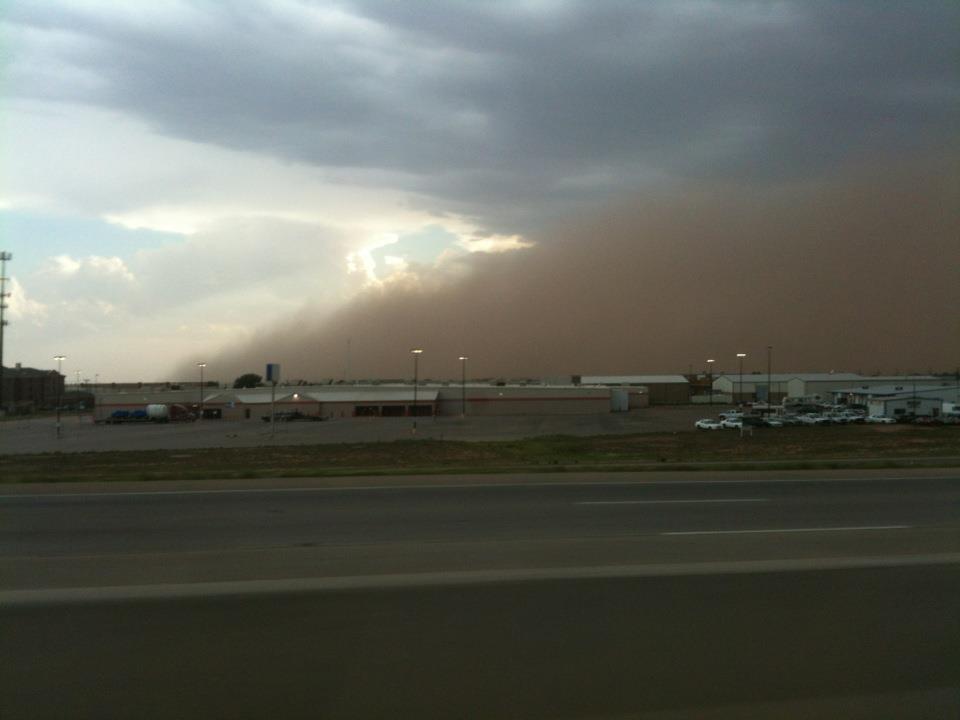 Image of a haboob moving through Lubbock Thursday evening (14 June 2012). Picture is courtesy of Jason Jordan. Click on the image for a bigger view.