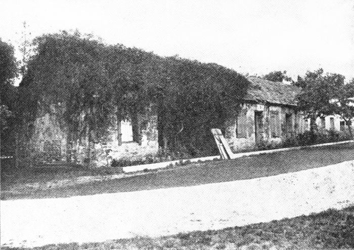 Old Fort Dallas Slave Quarters 1904