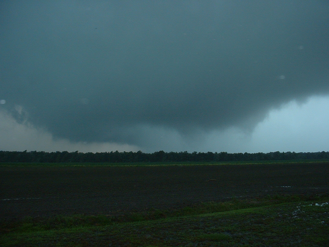 Tornado Near Jamesville - Click to Enlarge