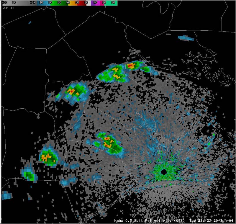 June 29, 2004 Radar Imagery - Click for Loop