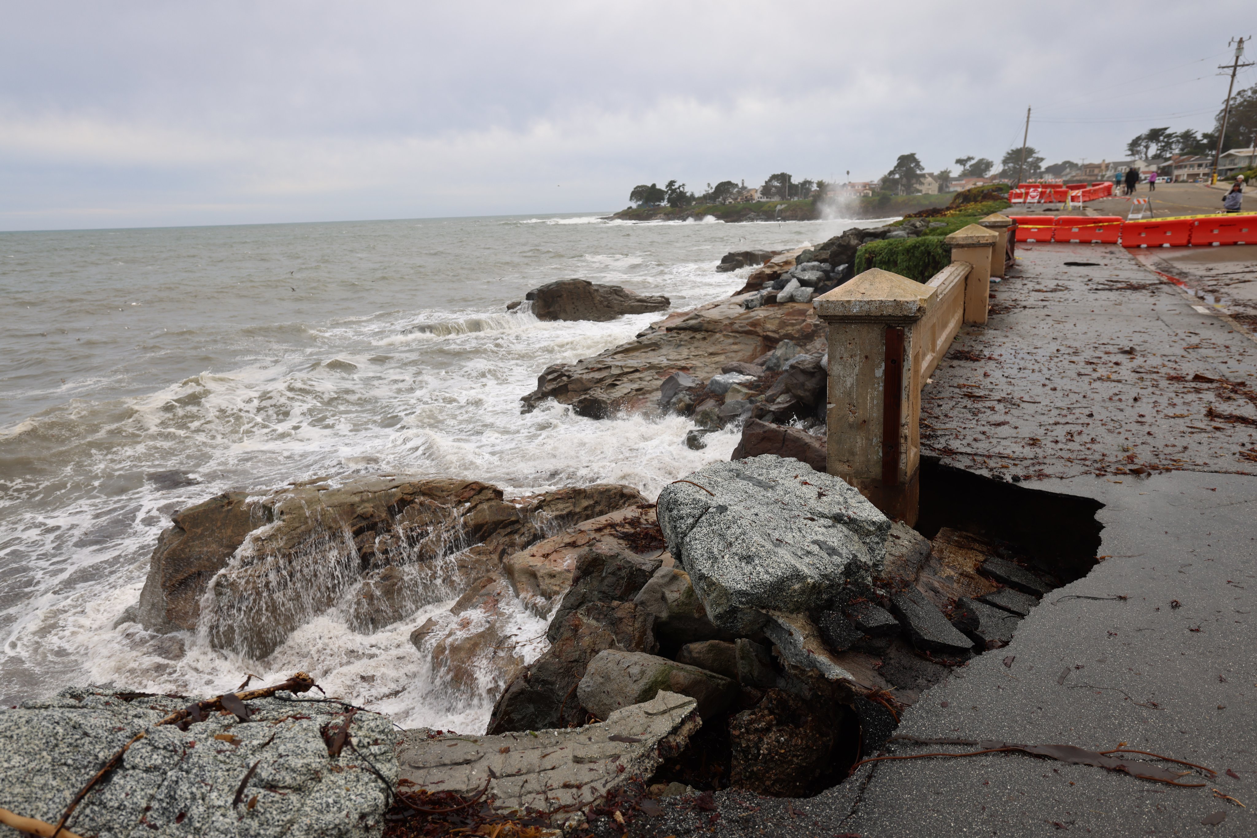 Damage to Westcliff Dr Santa Cruz