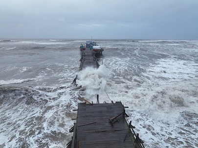 Capitola Wharf Damage