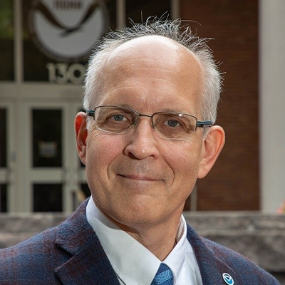 Dr. Stephan Smith 