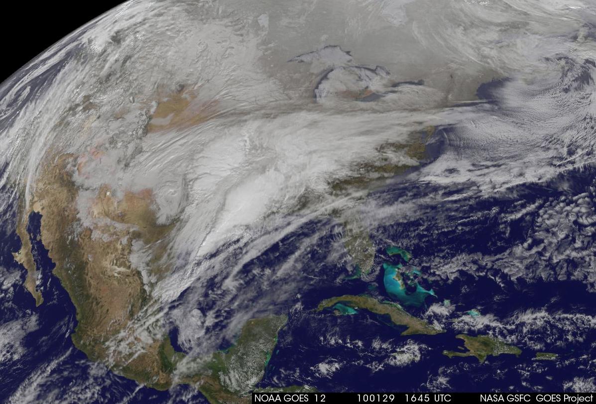 Satellite Timelapse Shows Powerful Storm Hitting Northeast U.S.￼