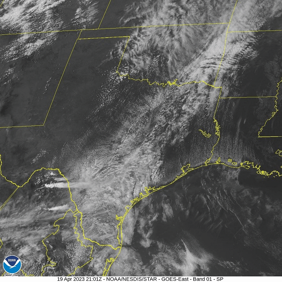 Regional Visible Satellite Loop from 4:01 pm CDT to 7:31 pm CDT on April 19, 2023