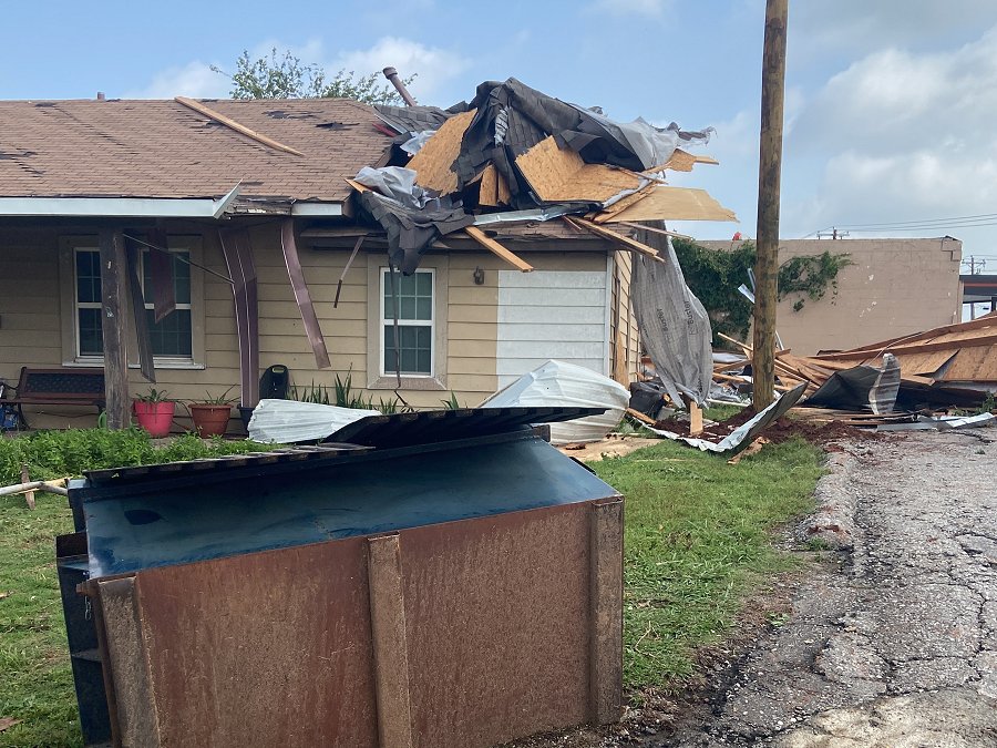 EF-1 Tornado Damage in Noble, OK