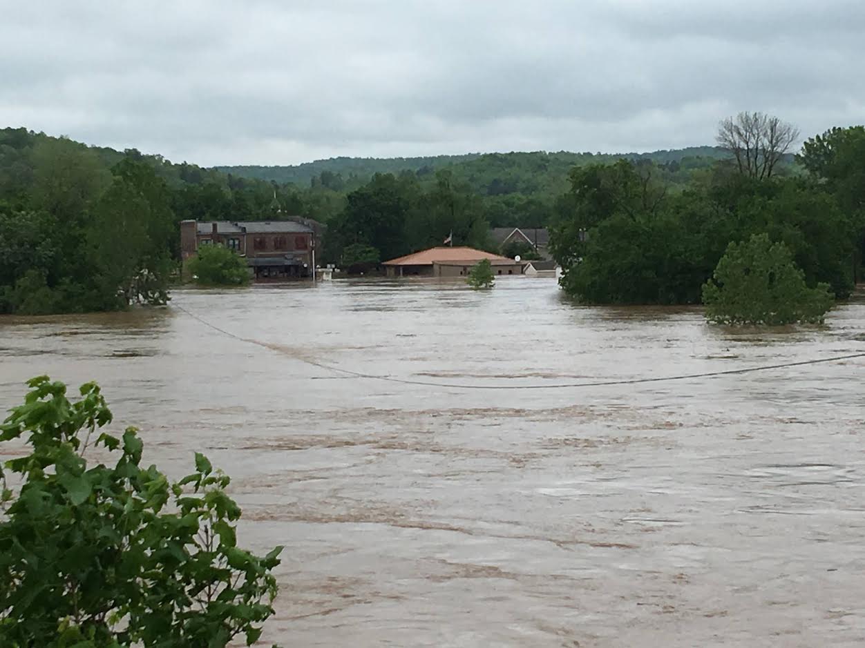 Photo of record flooding in Doniphan, MO on April 30