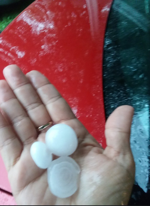 Photo of large hail near Benton, KY