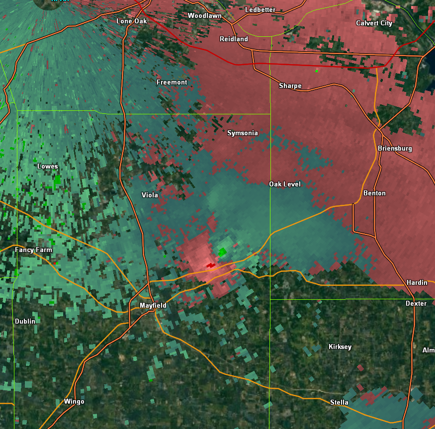 Storm-relative image from the Paducah radar at 3:02 P.M. CDT