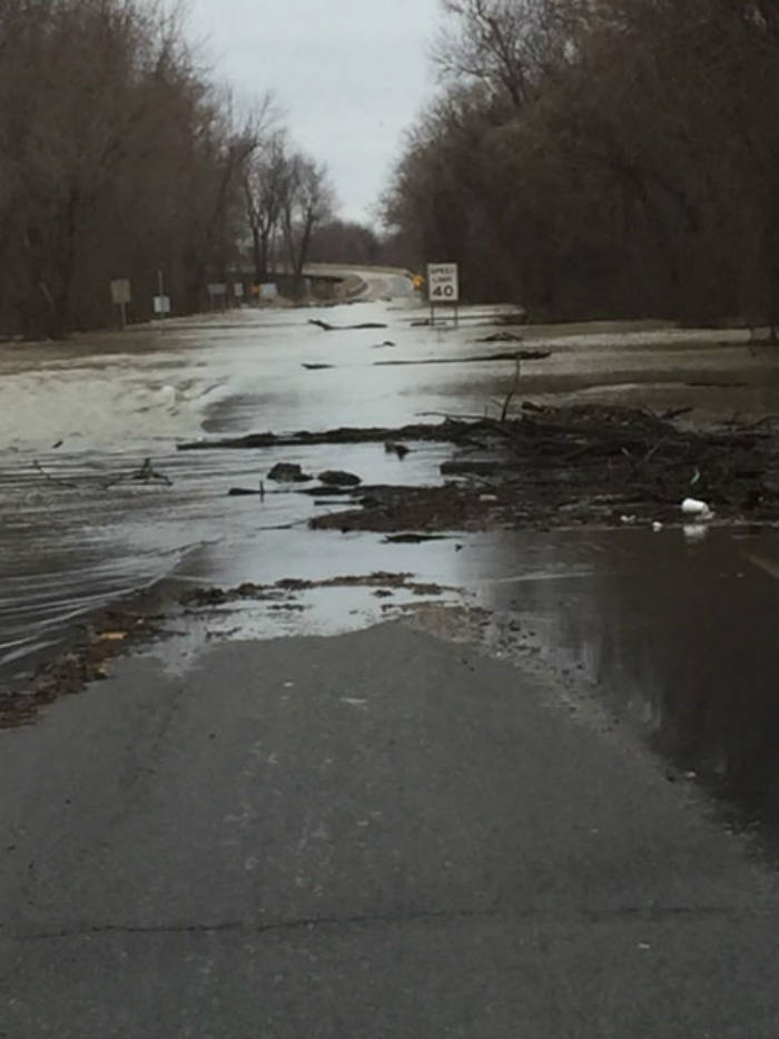 Photo of the approach to the Ohio River bridge between Wickliffe, KY and Cairo, IL