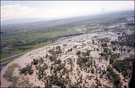 Whitemarsh Run in Whitemarsh, MD just below I-95 during Floyd. Photo by Maryland USGS