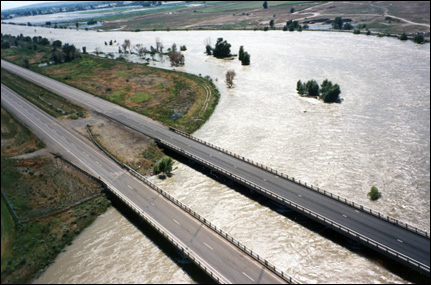 Whitemarsh Run in Whitemarsh, MD just below I-95 during Floyd. Photo by Maryland USGS