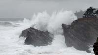 dangerous waves photo
