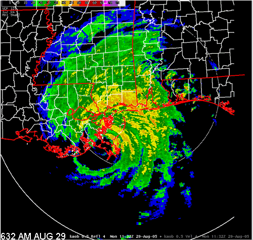 Radar loop of Hurricane Katrina at landfall