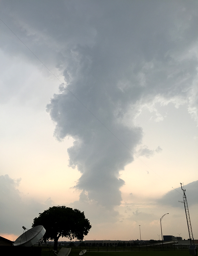 a real cloud vs fake clouds