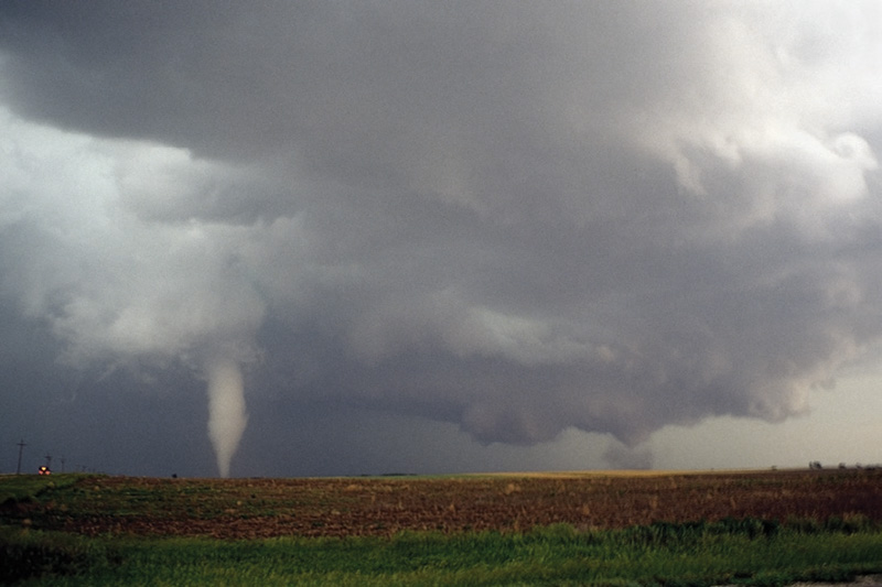 Weather Spotter’s Field Guide - Tornado Life cycle