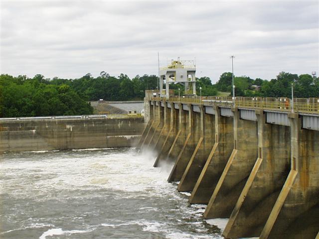 Photograph of the Woodruff Dam located in Chattahoochee, Florida.