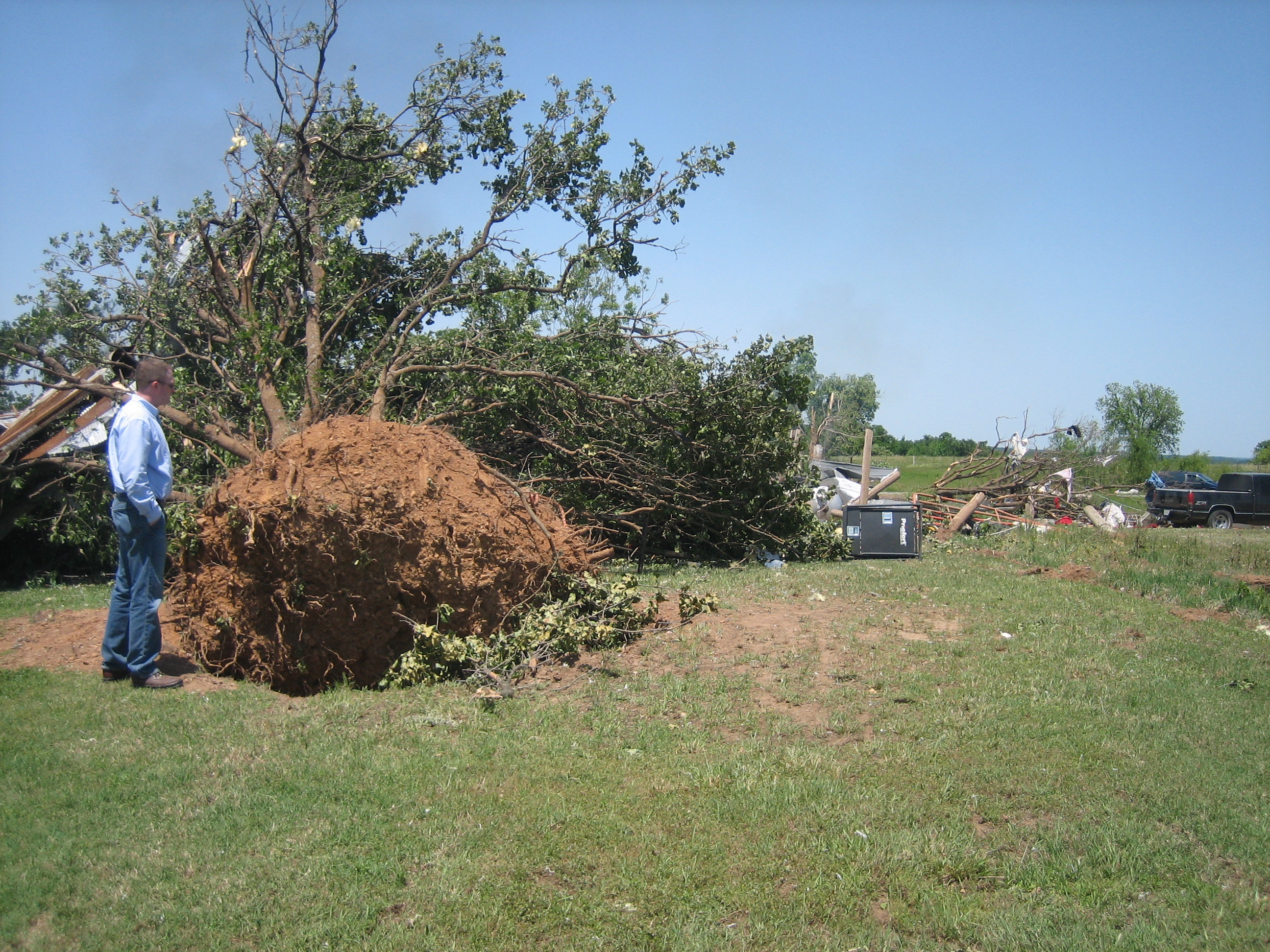 Hartshorne tornado damage image