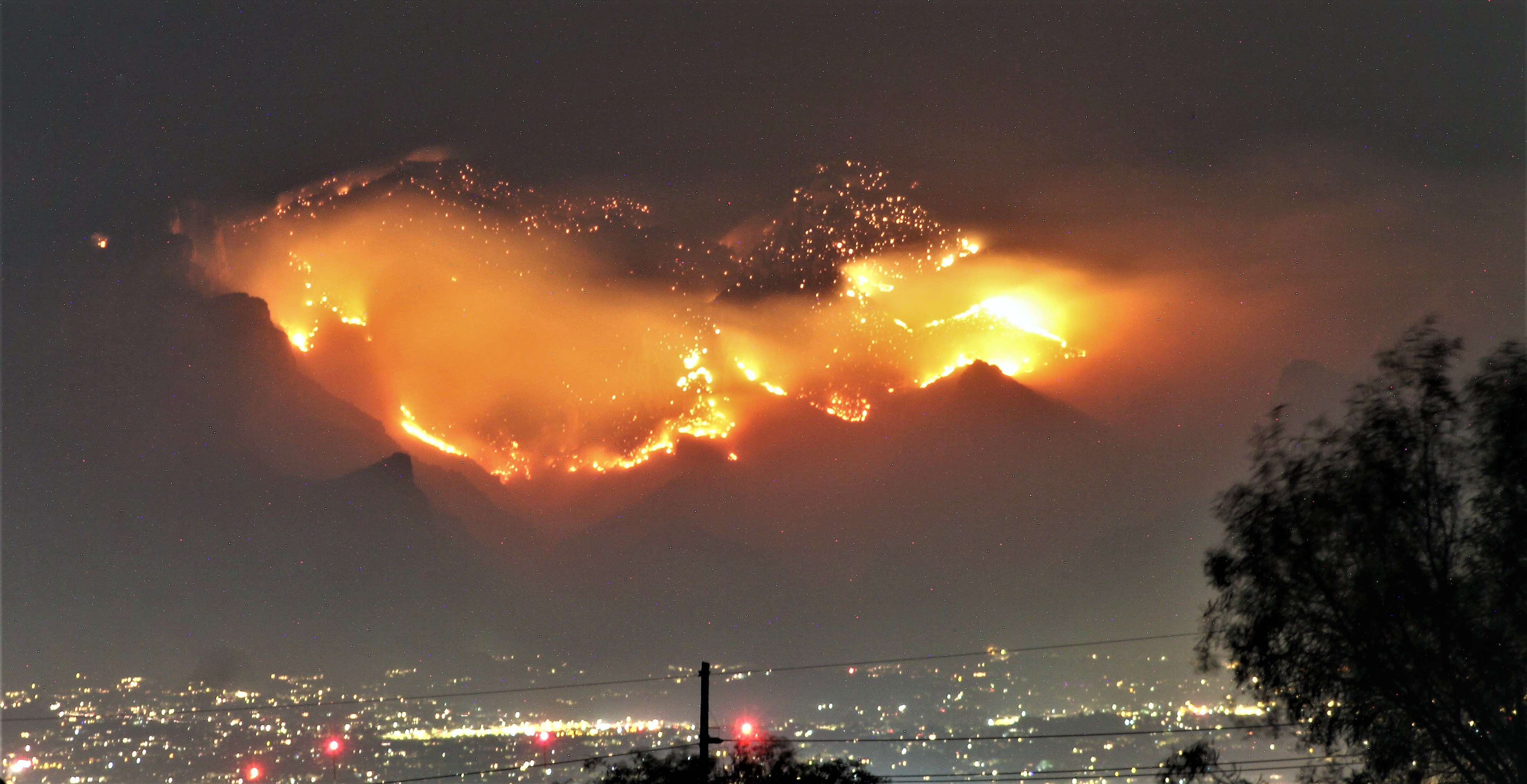 Bighorn Fire: Image credit Jeremy Michael