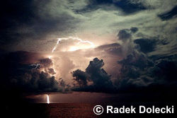 Positive lightning strike, copyright by Radek Dolecki - Electric Skies